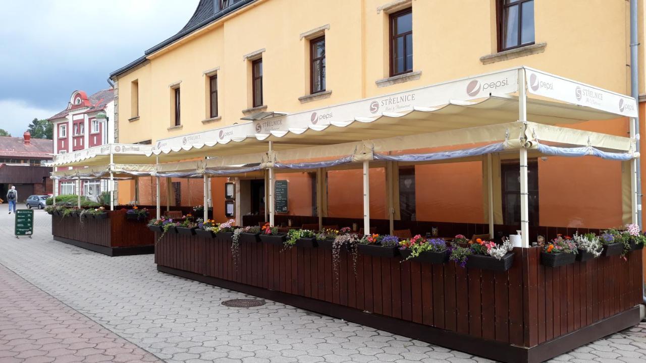 Teplice nad Metují Hotel Strelnice מראה חיצוני תמונה