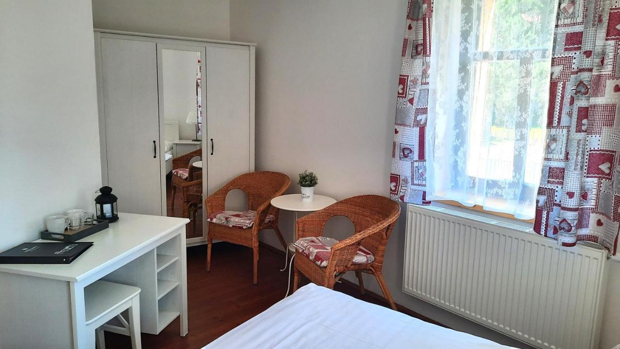 Teplice nad Metují Hotel Strelnice מראה חיצוני תמונה
