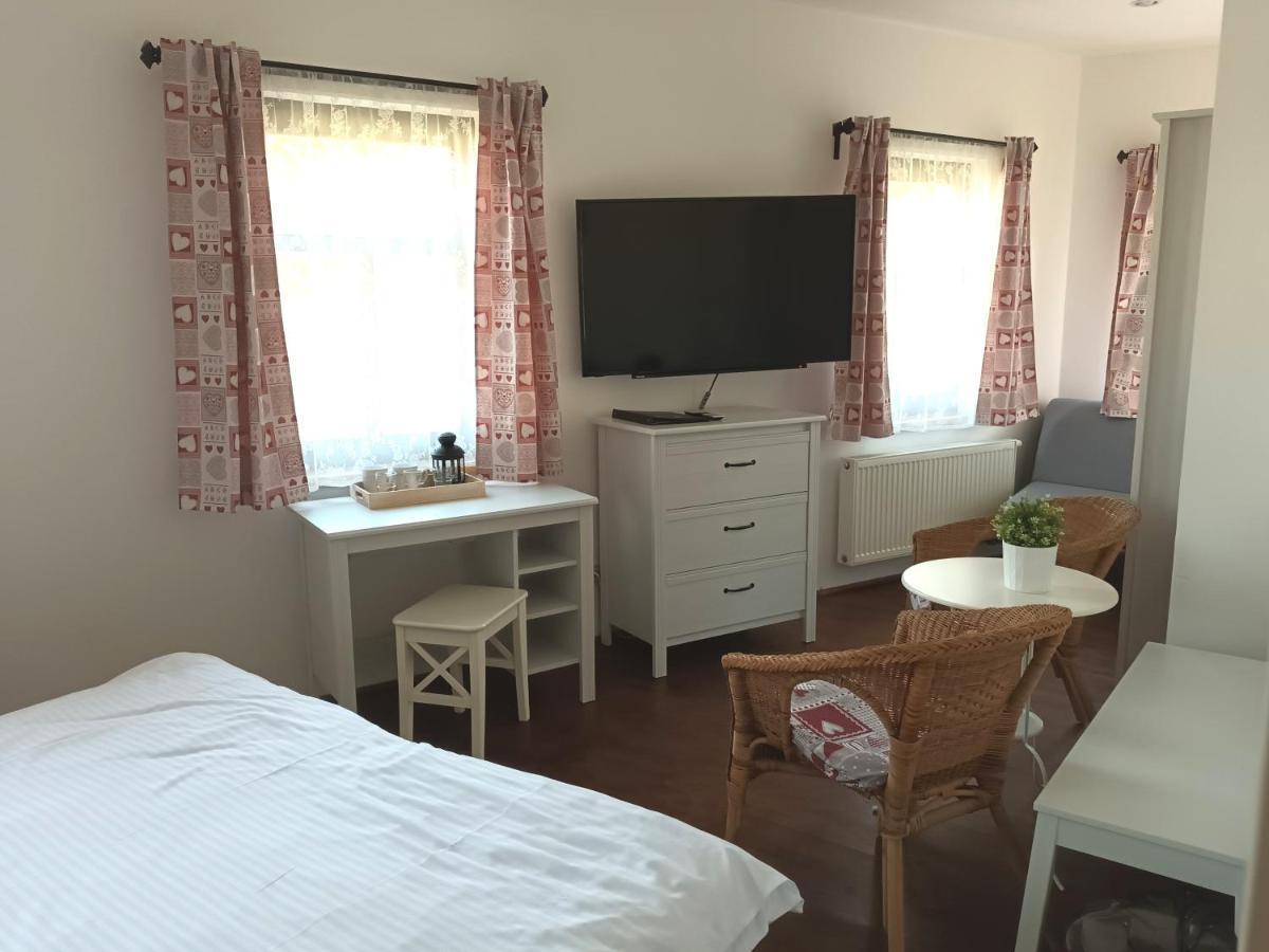 Teplice nad Metují Hotel Strelnice מראה חיצוני תמונה