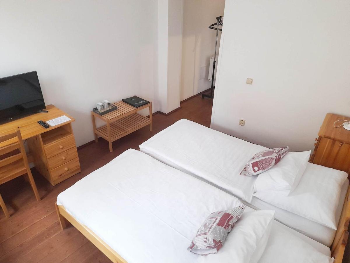 Teplice nad Metují Hotel Strelnice מראה חיצוני תמונה