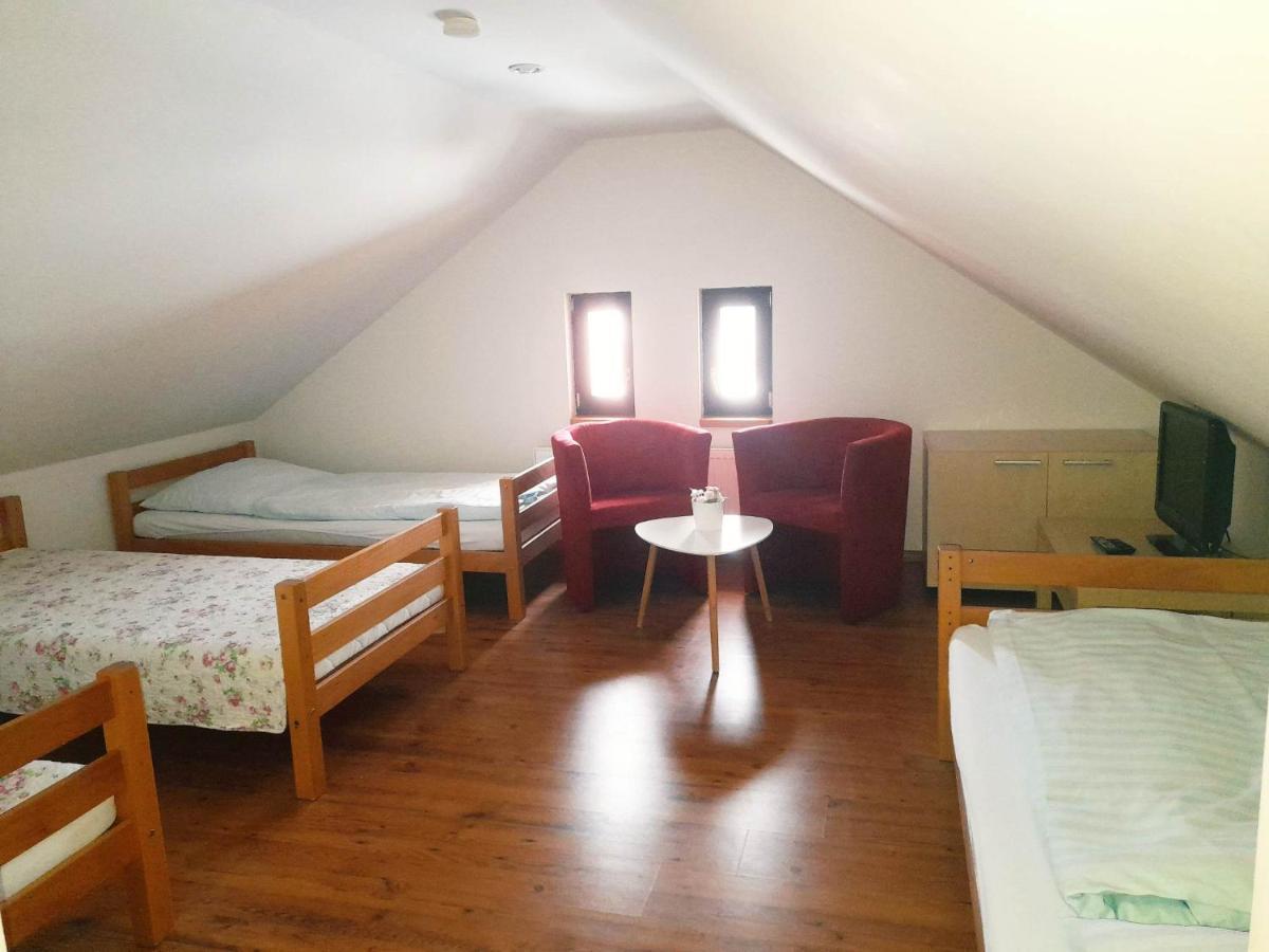 Teplice nad Metují Hotel Strelnice מראה חיצוני תמונה