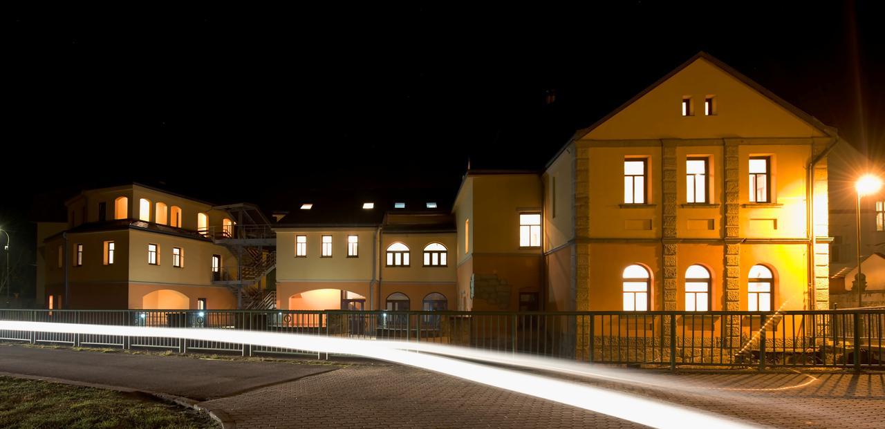 Teplice nad Metují Hotel Strelnice מראה חיצוני תמונה