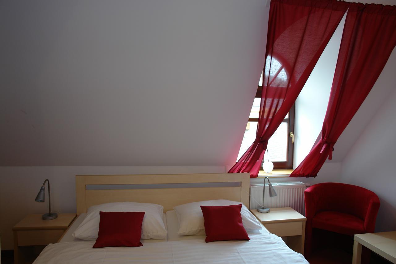 Teplice nad Metují Hotel Strelnice מראה חיצוני תמונה