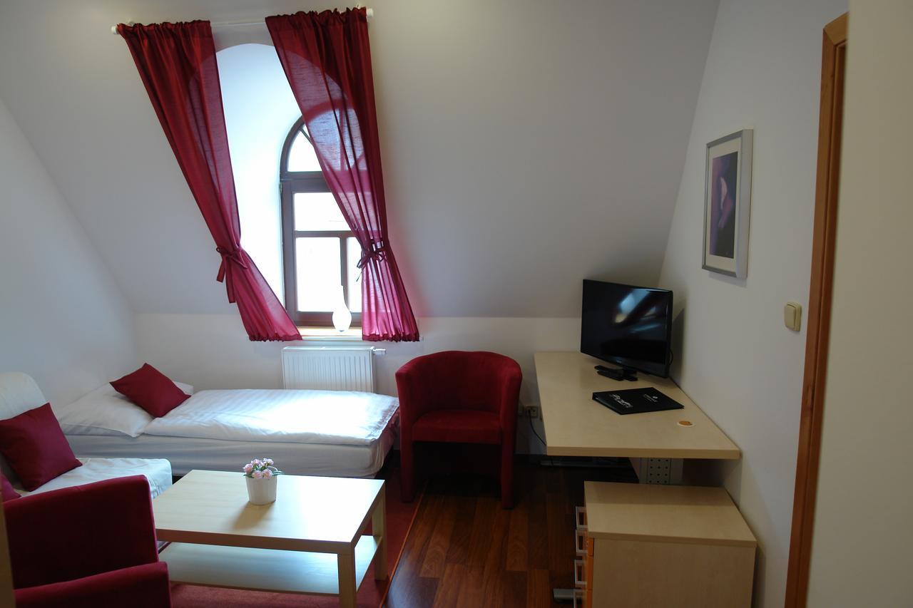 Teplice nad Metují Hotel Strelnice מראה חיצוני תמונה